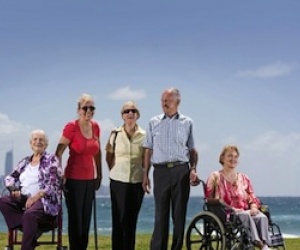 Illustration de l'article Dépendance : les seniors misent sur les résidences et la vie à domicile