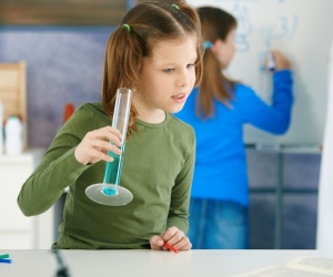 Illustration de l'article Faut-il développer l'approche des sciences à l'école ?
