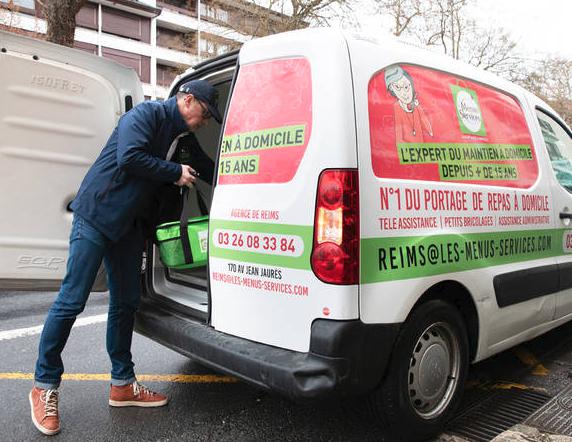 Illustration de l'article Les Menus Services sont sur le terrain pour livrer des repas