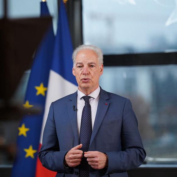 Illustration de l'article Plan indépendants du gouvernement : quels changements pour les professionnels des services à la personne ?