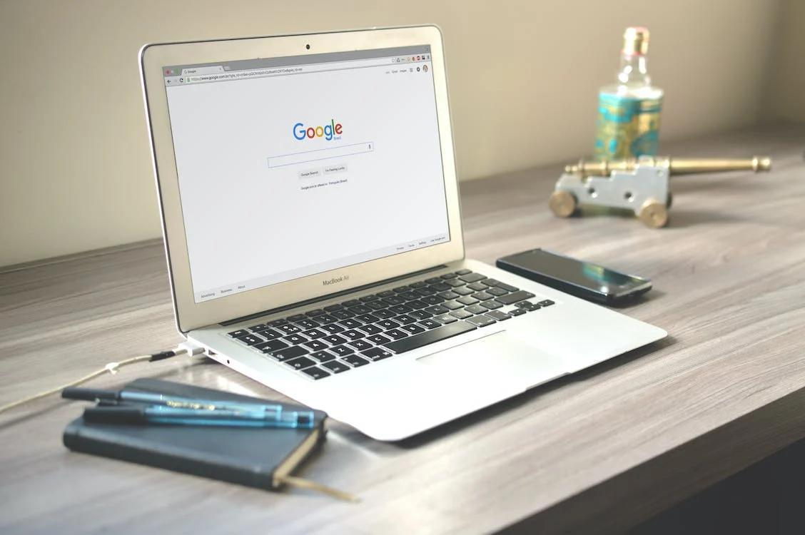 Illustration de l'article SEO pour les services à la personne : le guide ultime des mots clés les plus recherchés