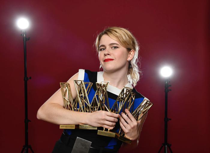 Illustration de l'article Zaho de Sagazan dédie sa Victoire de la musique aux auxiliaires de vie et aux soignants