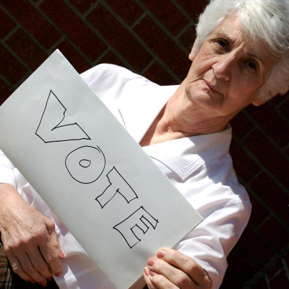 Illustration de l'article Elections législatives 2024 : comment assurer le vote des seniors en Ehpad ?