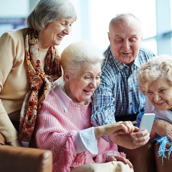 Illustration de l'article Projet SMART BEAR : des seniors sont activement recherchés pour une étude sur les appareils connectés