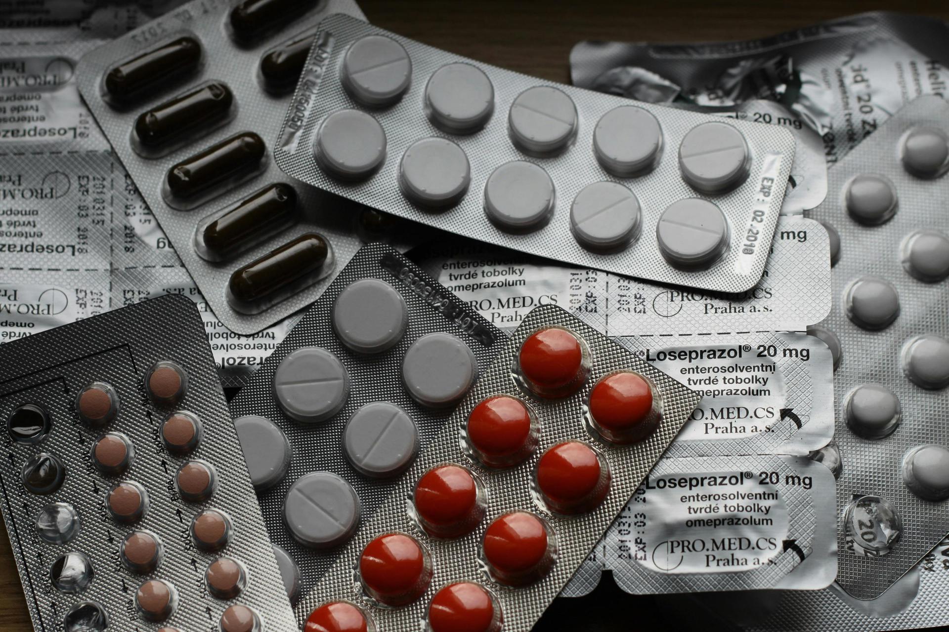 Illustration de l'article Faut-il maintenir la notice papier dans les boîtes de médicaments ?