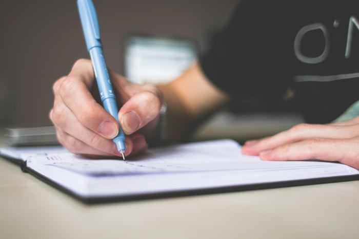 Illustration de l'article Bac et brevet 2027 : l'orthographe vaudra deux points sur chaque copie