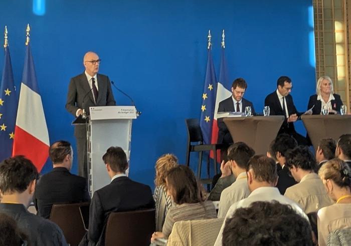 Illustration de l'article Budget 2027 : 54 milliards d’euros d’effort budgétaire, ce qu’il faut retenir des annonces