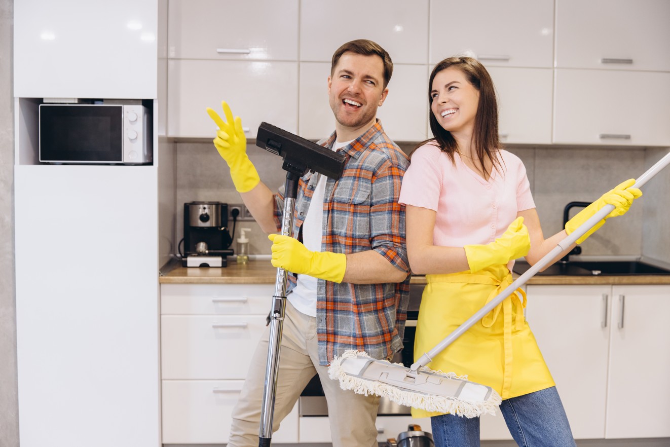 image 1 de l'annonce Ménage à Pleugueneuc (35720) par CONFIEZ-NOUS