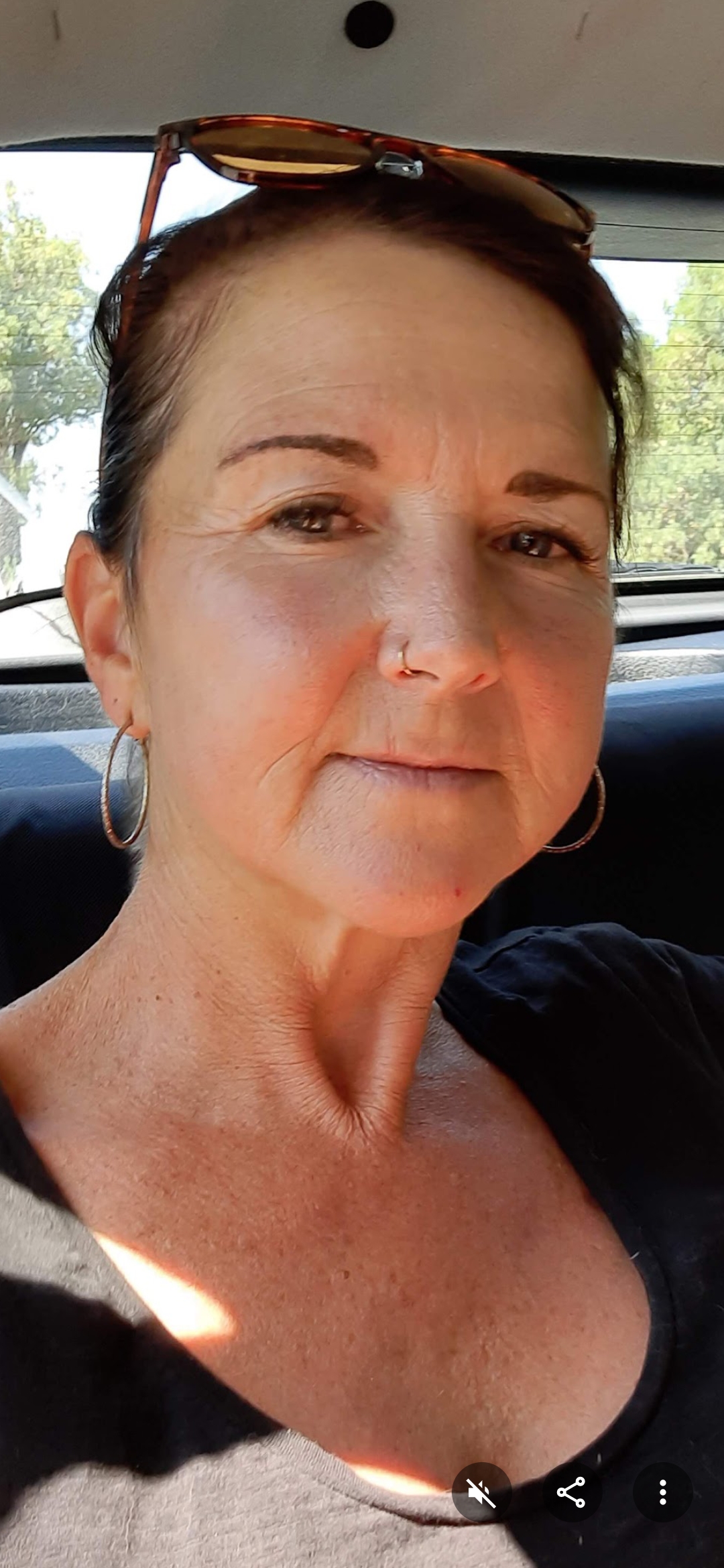 illustration AIDE A DOMICILE-DAME DE COMPAGNIE