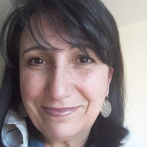 Baby sitting, aide aux devoirs, arts créatifs , cuisine, conversation, lecture, dame de compagnie