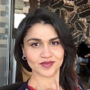 Baby-sitter, aide aux personne âgée, habillage, toilette sortir