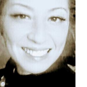 Je suis assistante de vie depuis plus de 10 ans et j'offre mes services aux personnes qui ont besoin de moi dans la vie de tous les jours j'habite à Paris.