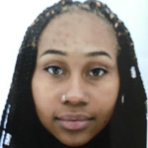 garde d' enfants Ménages Repassages pliages lessive préparations des repas