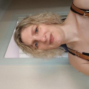 Aide a domicile   ménage  livreur repas