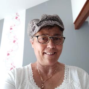 Je suis à déménager et recherche emploi chez particulier je suis très sérieuse et ordonnée je recherche sur Vitry le François 51300 et ses alentours merci de me contacter ne serez pas déçu