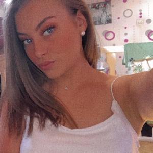 Aide ménagère , agent d’entretien