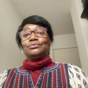 Aide au quotidien et accompagnement auprès des personnes âgées et EHPAD