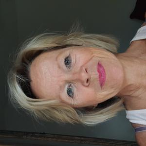 Gouvernante, dame de Cie logée à temps partiel ou mi temps