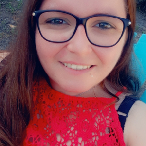 Garde d'enfant, aide a la personne, faire des ménage a 17240 champagnolles en Charente maritime