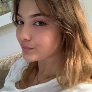 baby-sitter - cour d’anglais - aide devoir- ménage