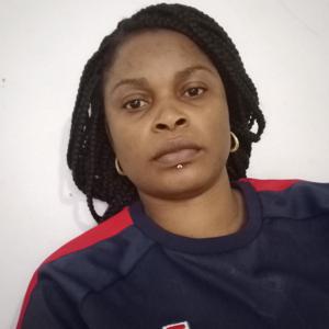 Aide aux personnes âgées,  ménage immeuble,  entretien , cuisine....