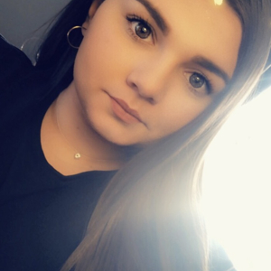 Aide à la personne ash ou aide soignante