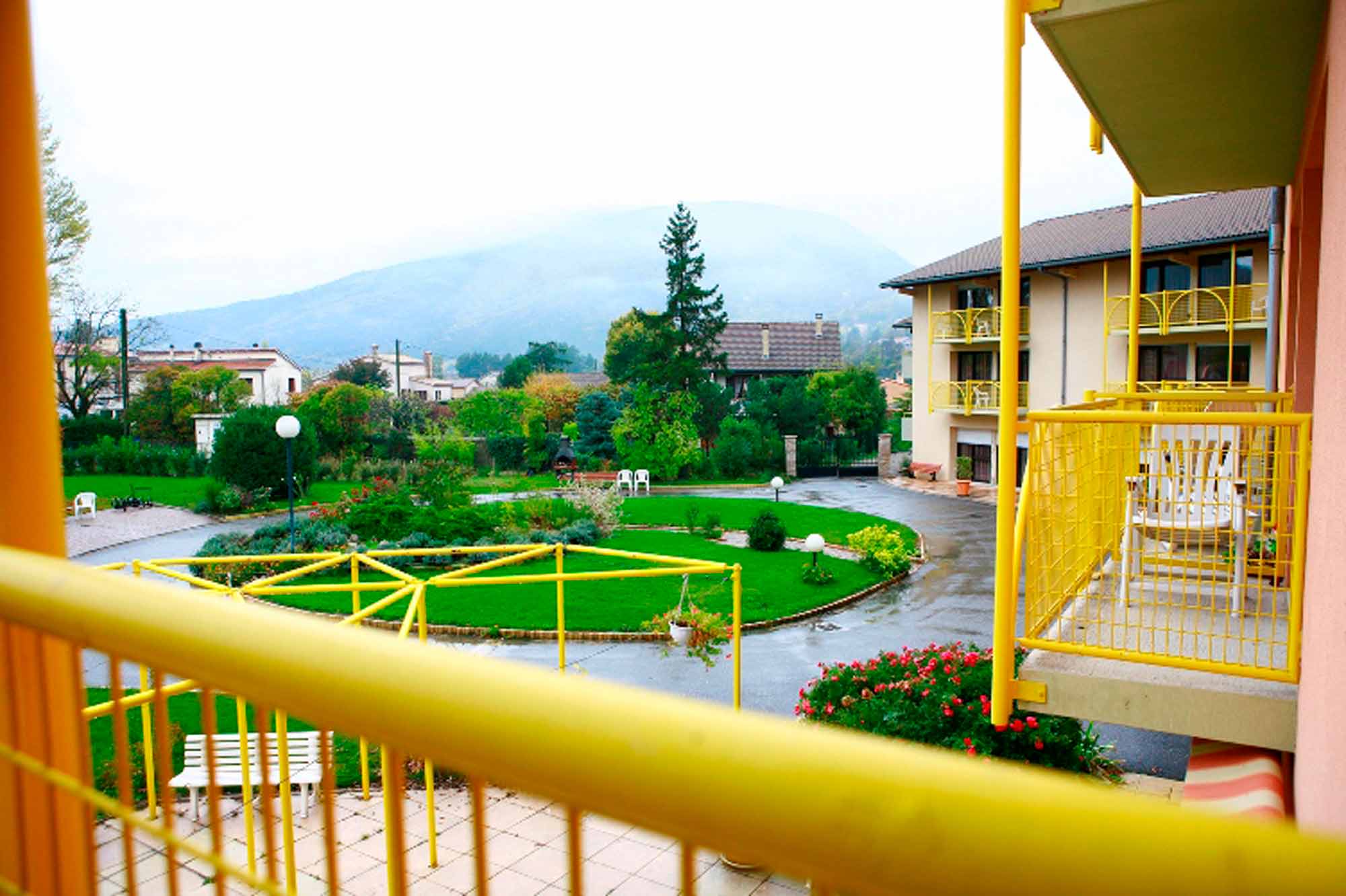 image 5 de EHPAD Résidence Le Val de Serres