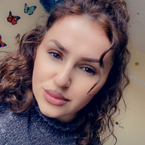 Babysitter a Caen . Femme de menage a Caen