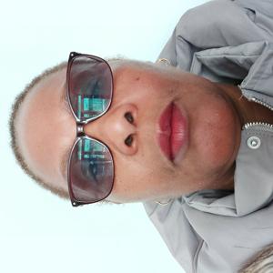 je sais bien entretenir une maison, couture, faire les courses