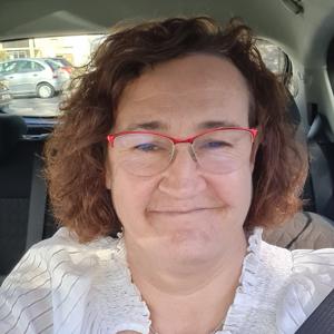 Nounou à domicile, aide aux devoirs, repassage, nettoyage,,repas et courses