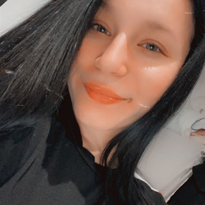 Je sais intervenir chez des particulier, j’ai fais un stage en maison de retraite, chez des personnes.