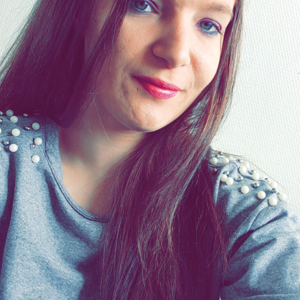 Auxiliaire de vie a la fleche