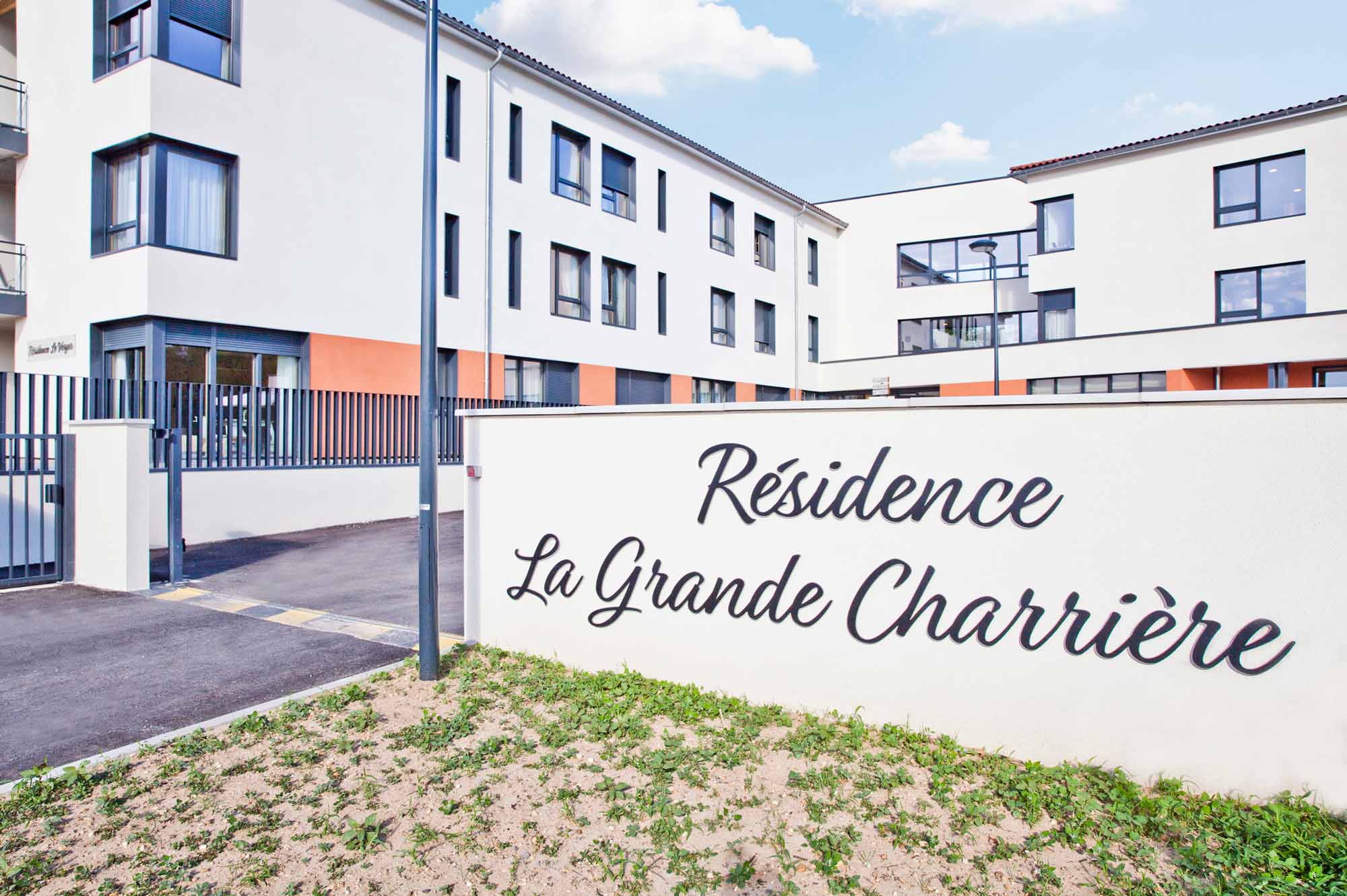 image 1 de EHPAD Résidence  La Grande Charrière