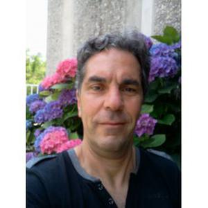 homme longue expérience propose entretient de maison/aide aux personnes etc...