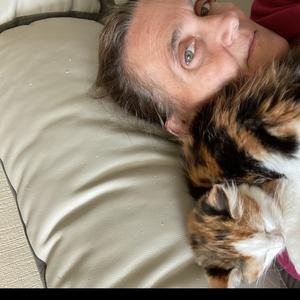 Maintenir les personnes âgées à leurs domiciles le plus longtemps possible les aidées dans leurs quotidiens leurs apporter toute l’attention dont ils ont besoins