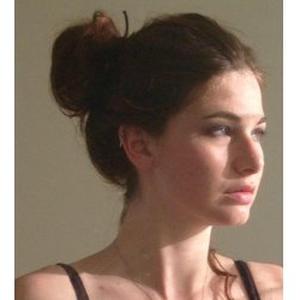 Sarah, 21 ans propose de l'aide aux devoirs