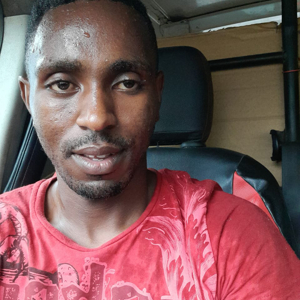 Chauffeur, jardinier, caissièr