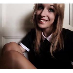 Baby-sitting / Garde d'enfants à votre domicile