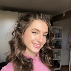 ménage à domicile, aide aux courses , garde d’enfants, aide aux devoirs