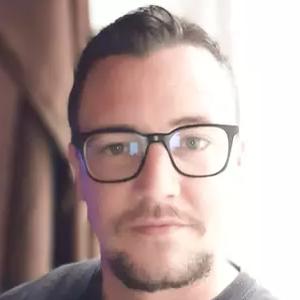 Défrichage,débroussaillage,tonte pelouse,plantation.