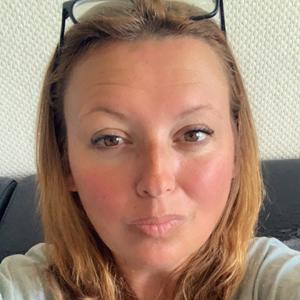 Aide aux soins soignants avec 11 ans d’expérience professionnelle