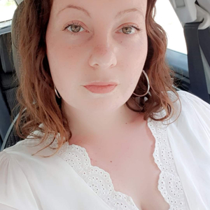 Aide ménagère, garde d'enfants, garde et promenade d'animaux