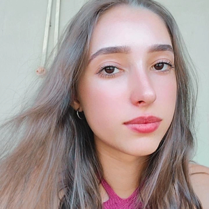 baby-sitter à domicile, ménage, repassage