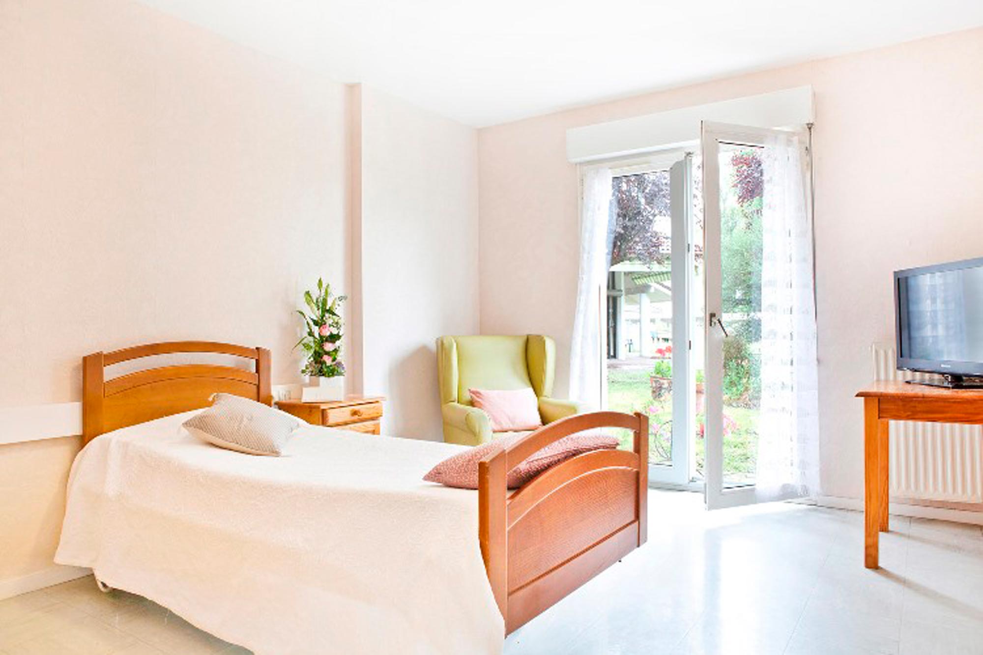 image 2 de EHPAD Résidence Les Colchiques