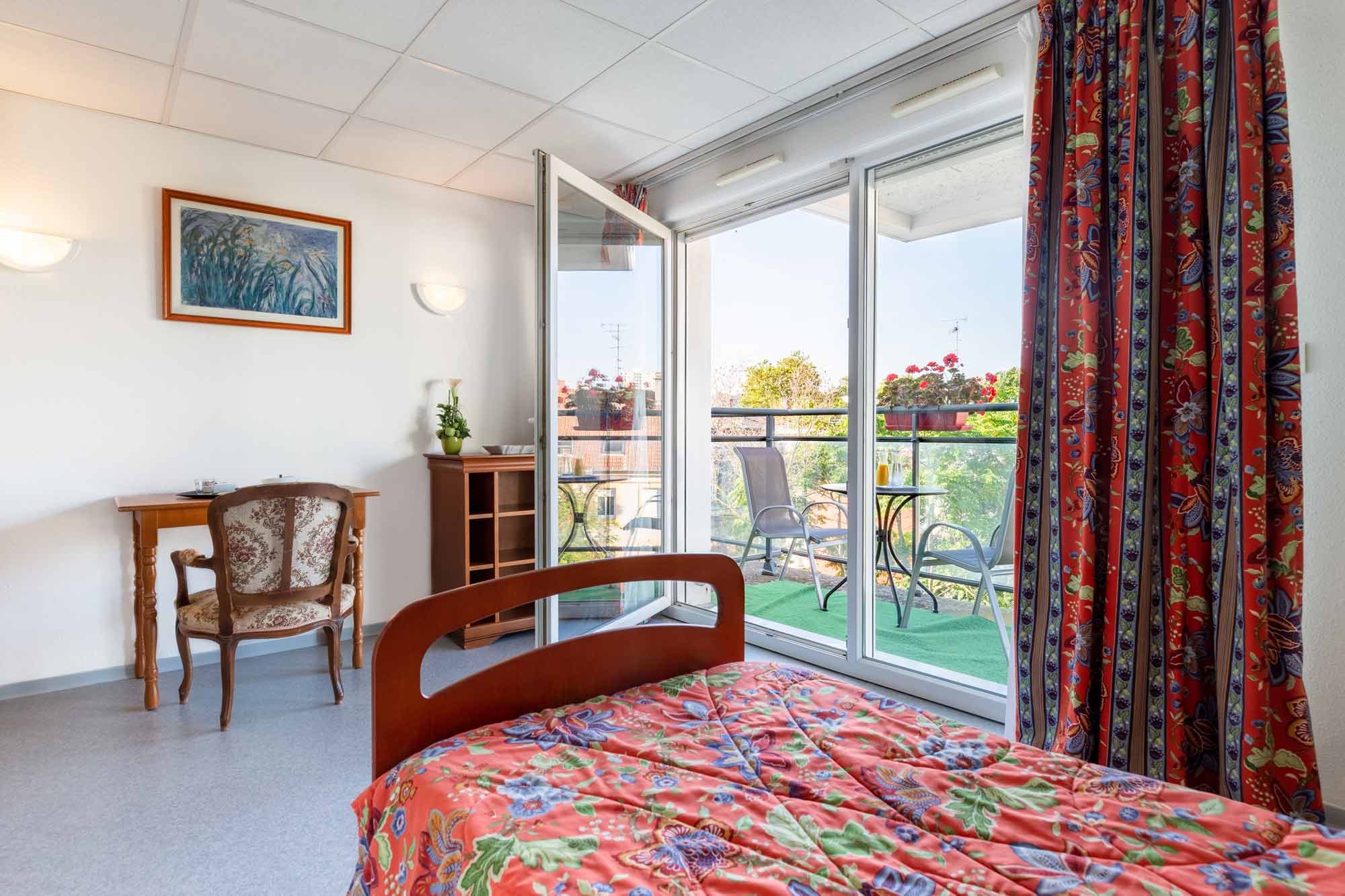 image 1 de EHPAD Résidence Le Parc des Salines