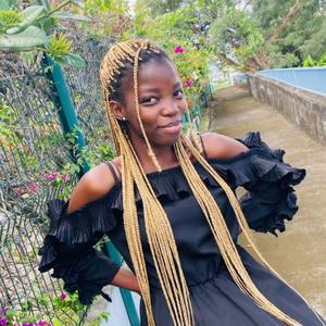 Babysitting garde d’enfant pour soulager les parents quand ils ont un programme et personne pour garder les enfants.