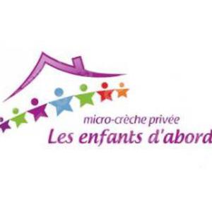 Photo de Les enfants d'abord