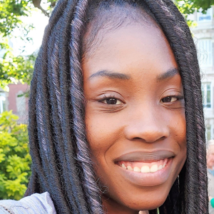 Aide à la personne : course, cuisine, ménage, toilette etc...