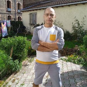 je propose du ménage du relationnelle a la personnes