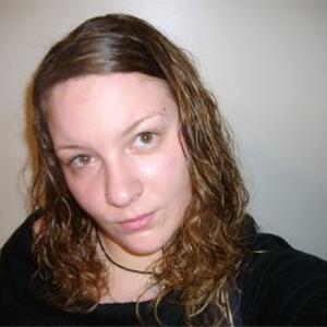 Nounou douce et attentionnée disponible de suite